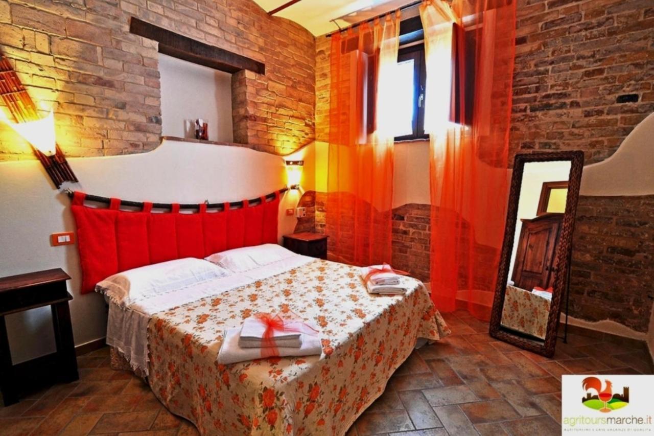 Cossignano Agriturismo Galanti מראה חיצוני תמונה
