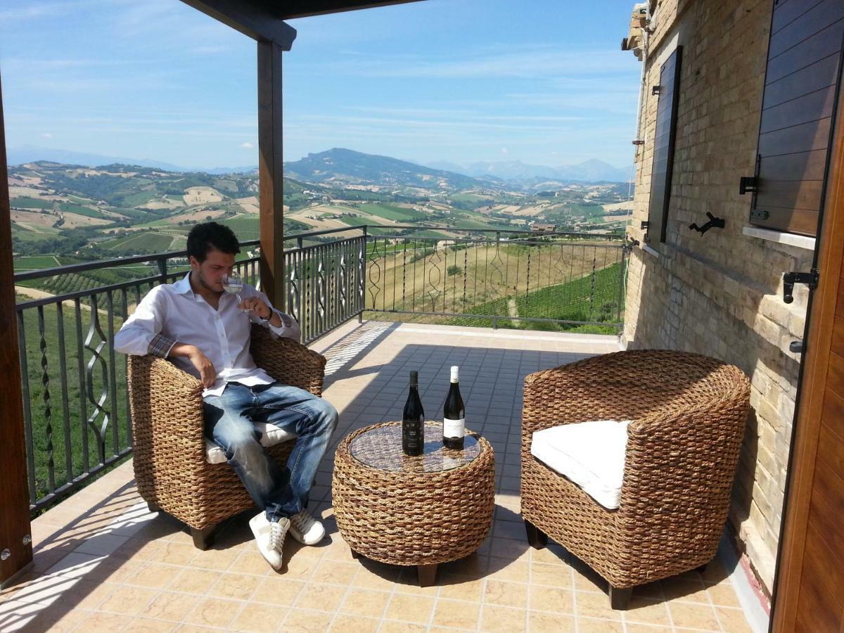Cossignano Agriturismo Galanti מראה חיצוני תמונה